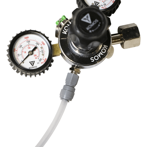 KOMOS CO2 Regulator: 0–60 PSI, 1/4" flare fitting, Duotight Adapter - Front view connected to pipe